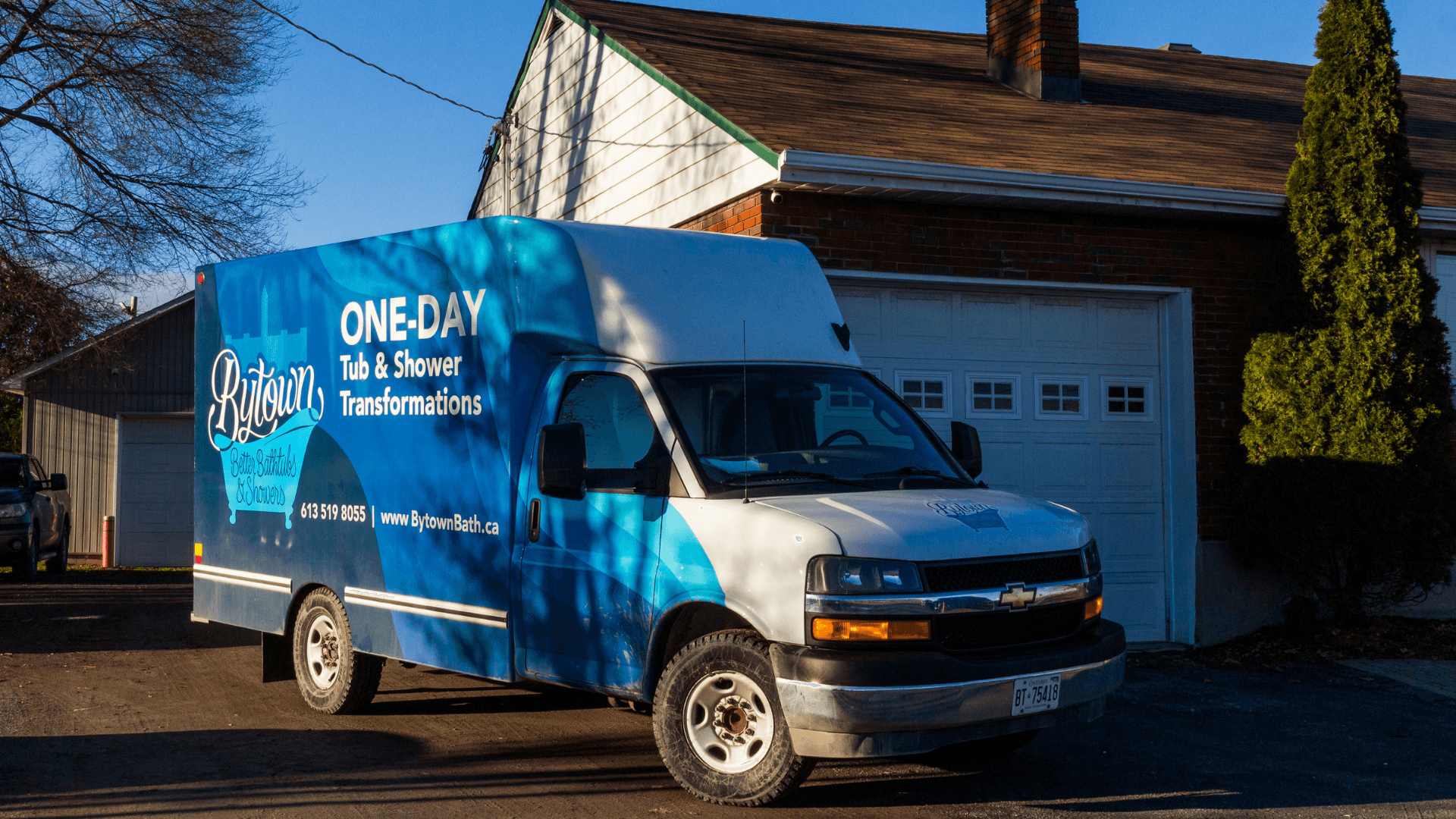 Bytown-Better-Bathtubs-and-Shower-Truck